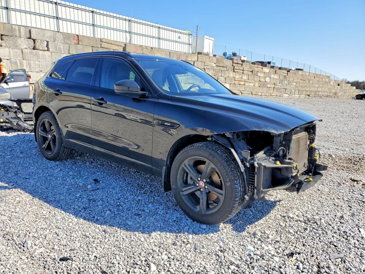 2019 Jaguar F-Pace R - Sport - Фото 4