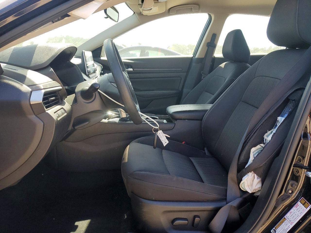 2024 Nissan Altima Sv - Image 7