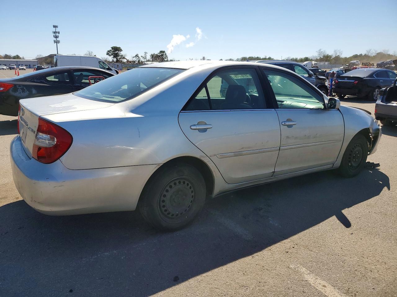 2003 Toyota Camry Le - Image 3