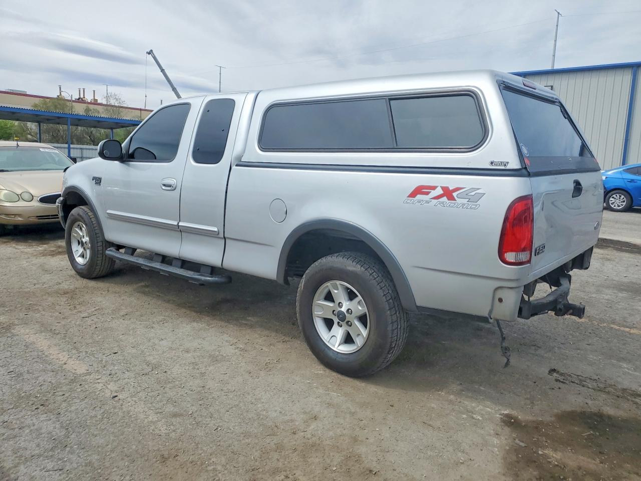 2002 Ford F150 - Фото 2