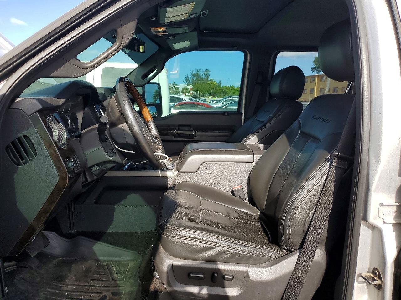 2013 Ford F250 Super Duty - Image 7