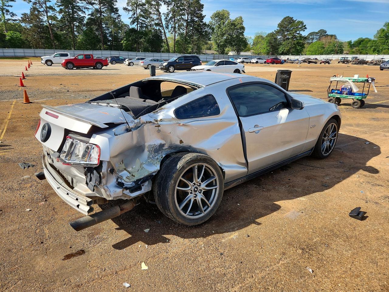 2012 Ford Mustang Gt - Image 3