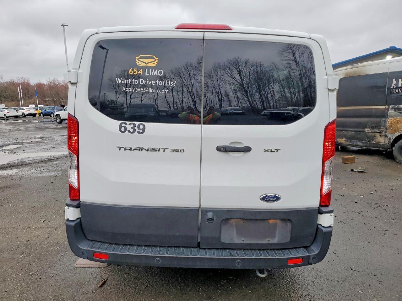 2022 Ford Trans - Image 6