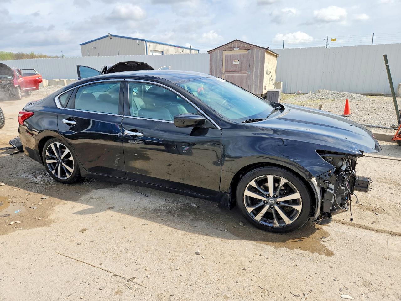 2016 Nissan Altima 2.5 Sr - Image 4