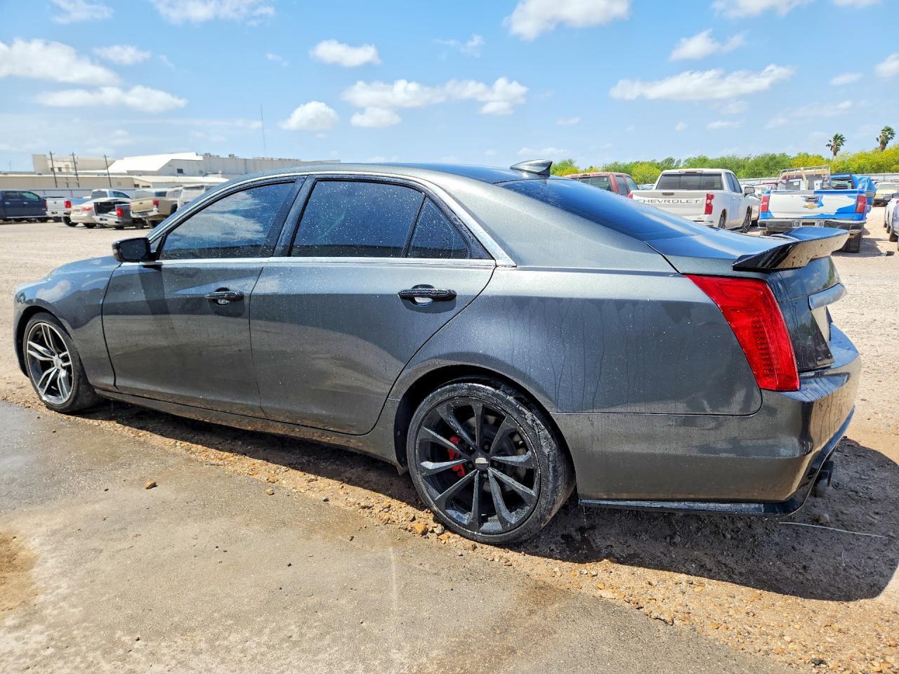 2017 Cadillac Cts Vsport - Фото 2