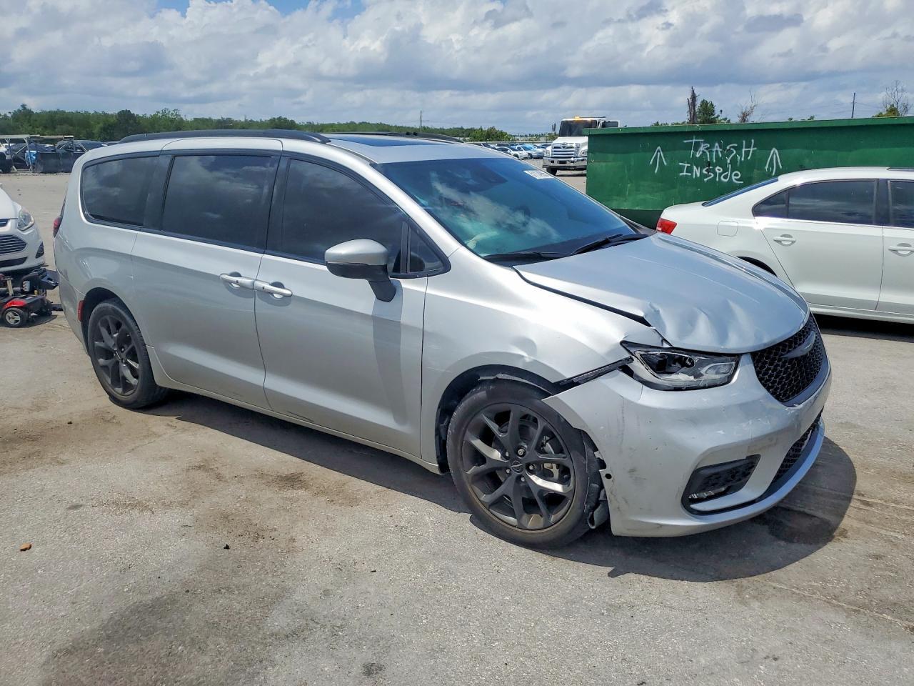 2023 Chrysler Pacifica Touring L - Фото 4