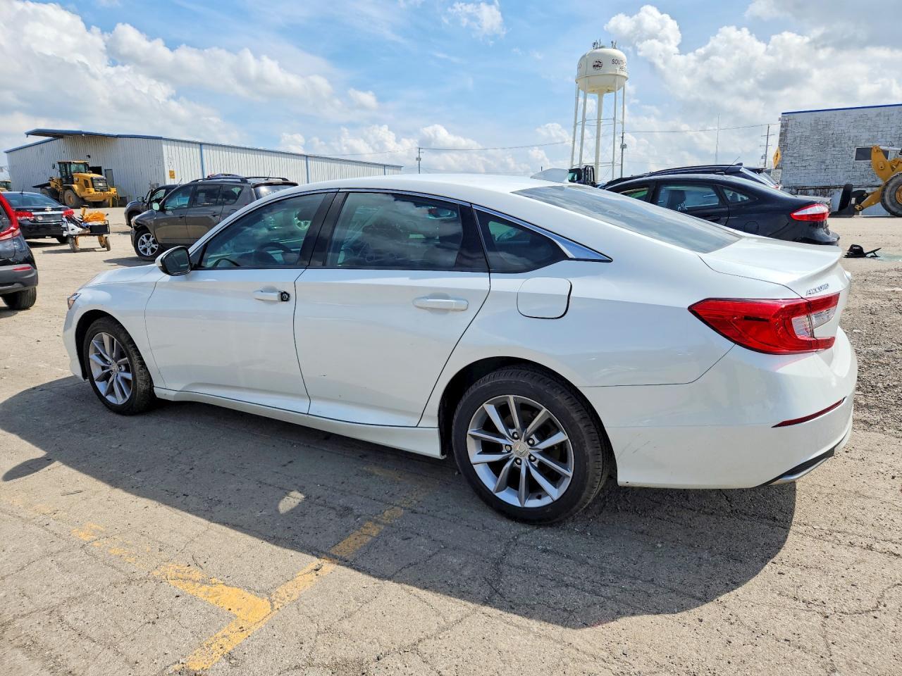 2021 Honda Accord Lx - Фото 2