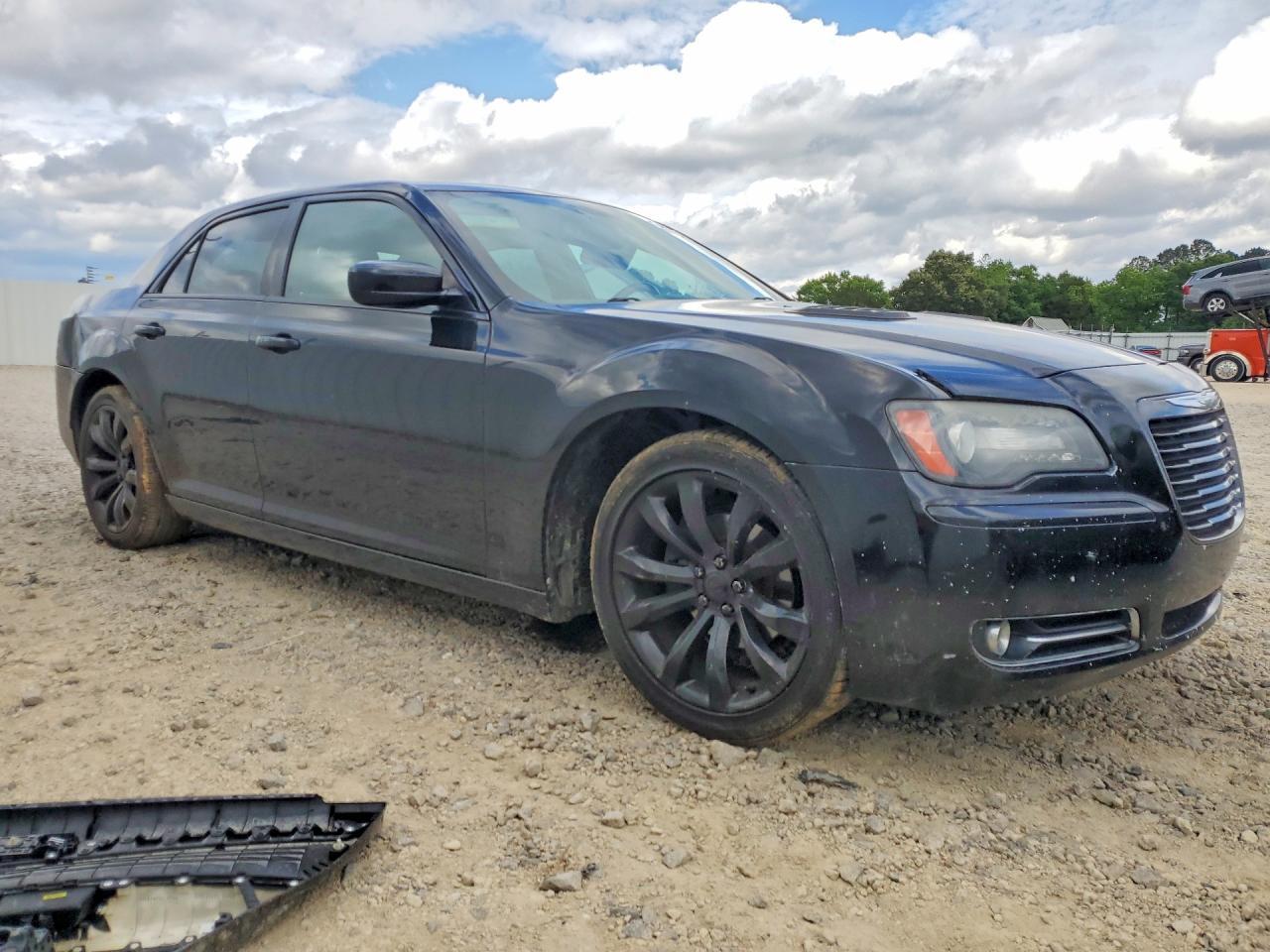 2014 Chrysler 300 S - Фото 4