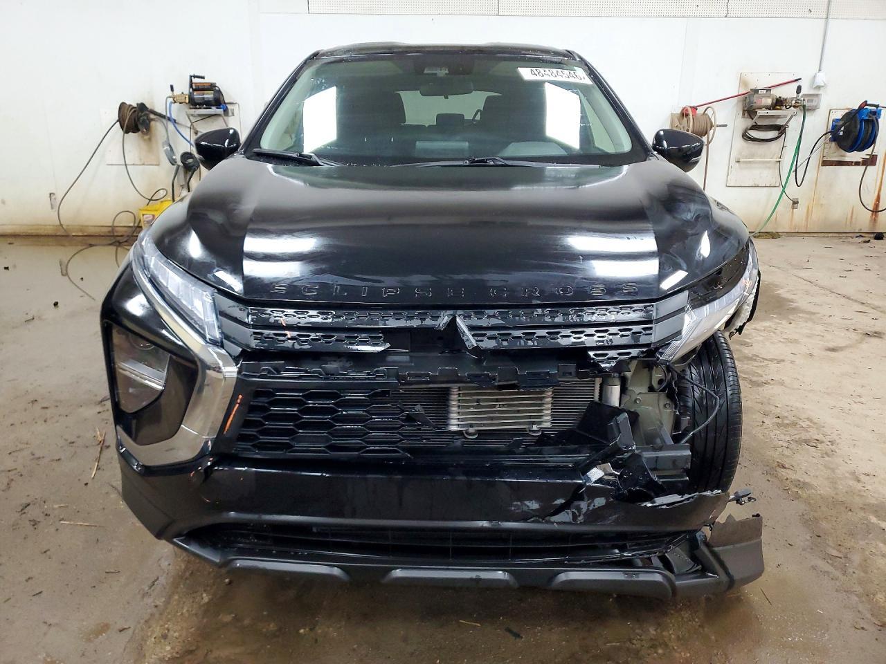 2022 Mitsubishi Eclipse Cross Le - Фото 5