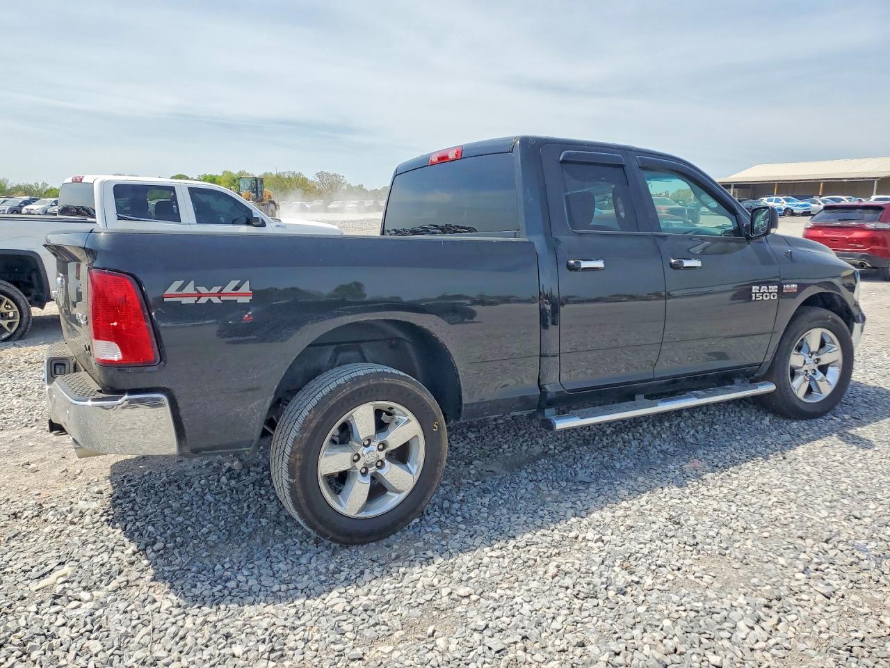 2016 Ram 1500 Slt - Image 3