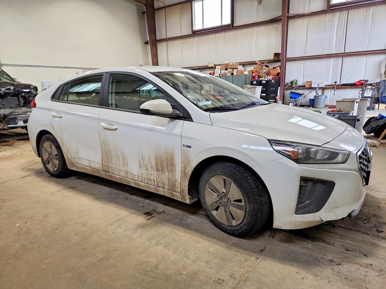 2020 Hyundai Ioniq Hybrid Se - Image 4