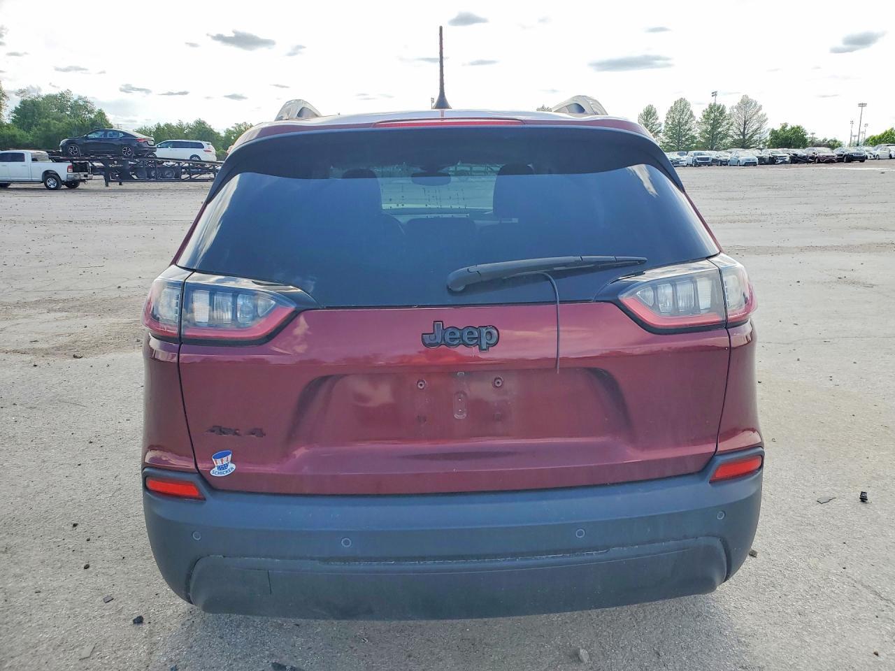 2020 Jeep Cherokee Latitude Plus - Фото 6