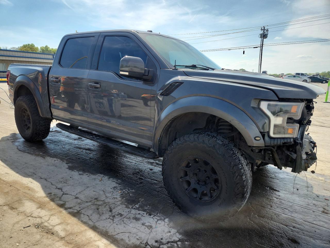 2018 Ford F150 Raptor - Фото 4