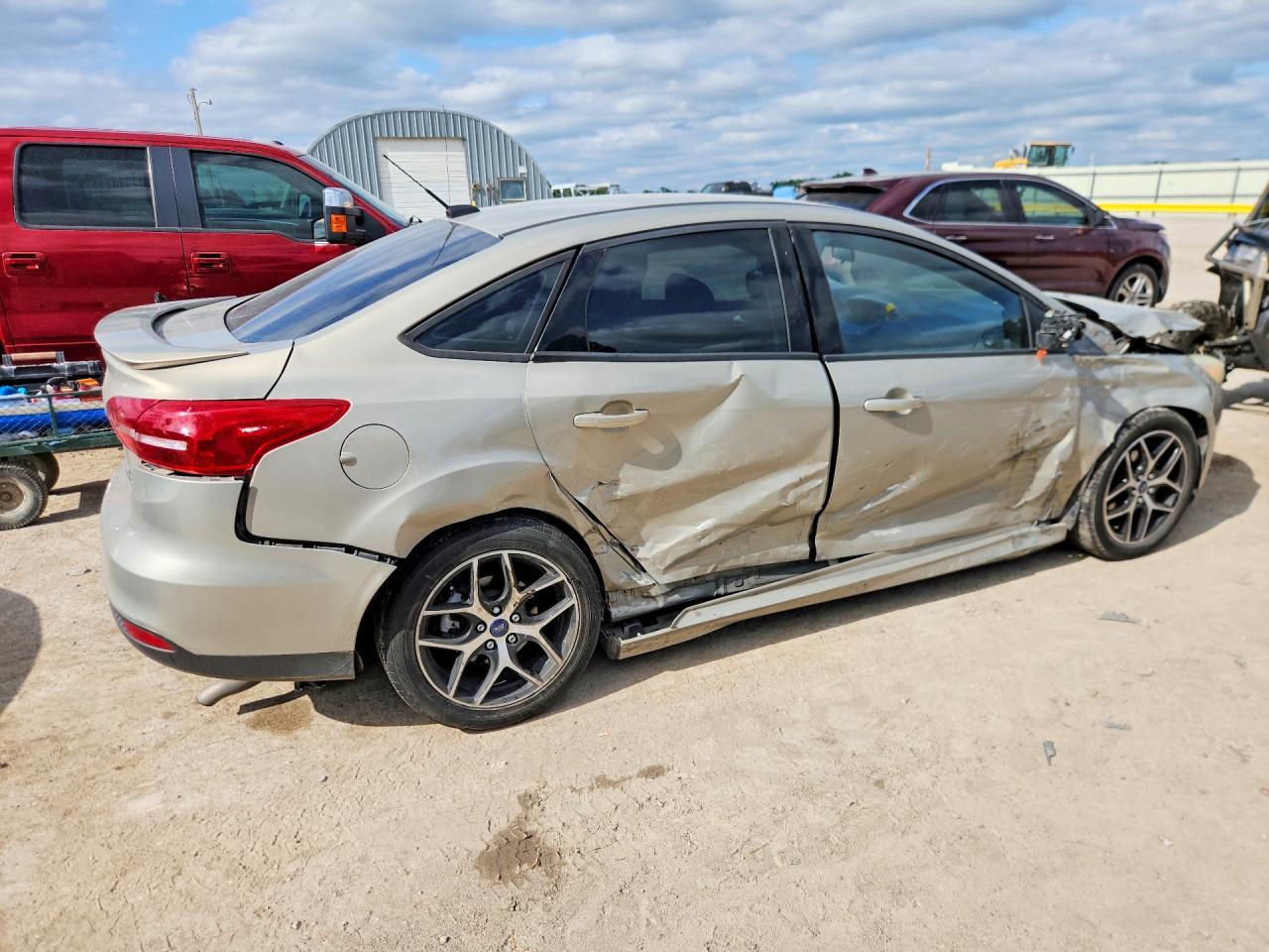 2015 Ford Focus Se - Image 3