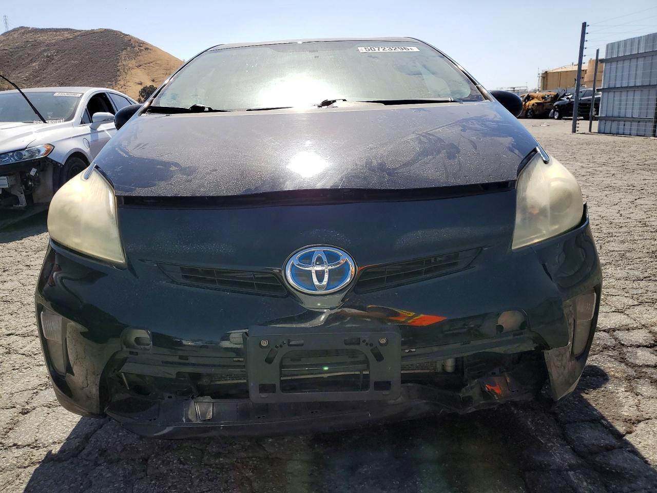 2012 Toyota Prius Two - Image 5