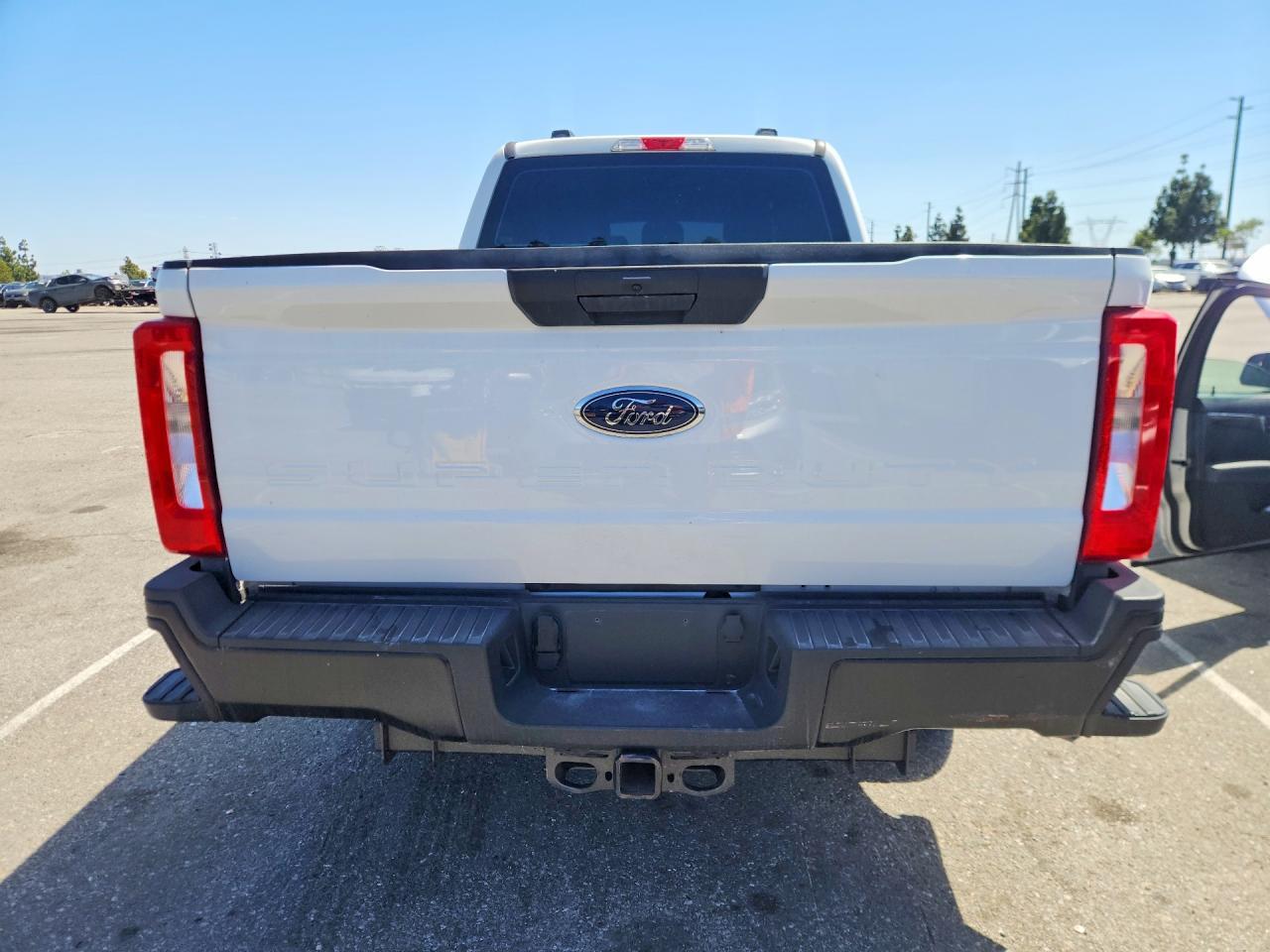 2024 Ford F250 Super Duty - Фото 6