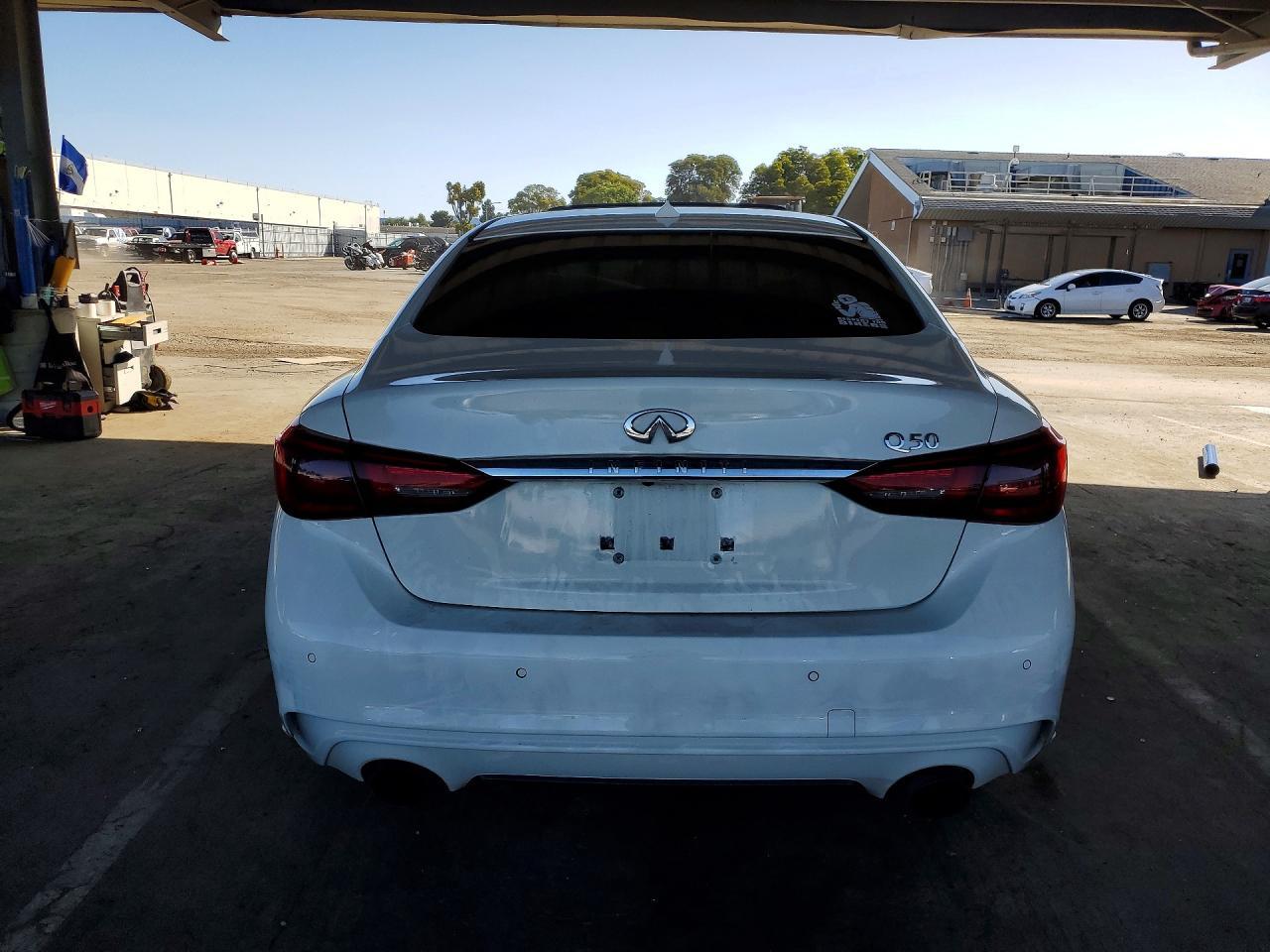2021 Infiniti Q50 Luxe - Image 6