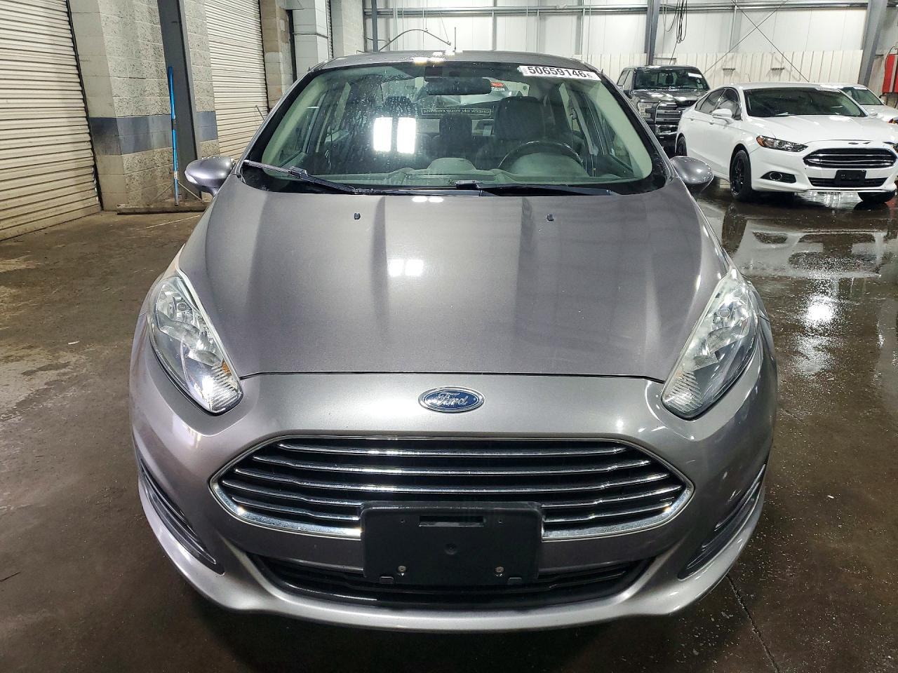2014 Ford Fiesta Se - Image 5