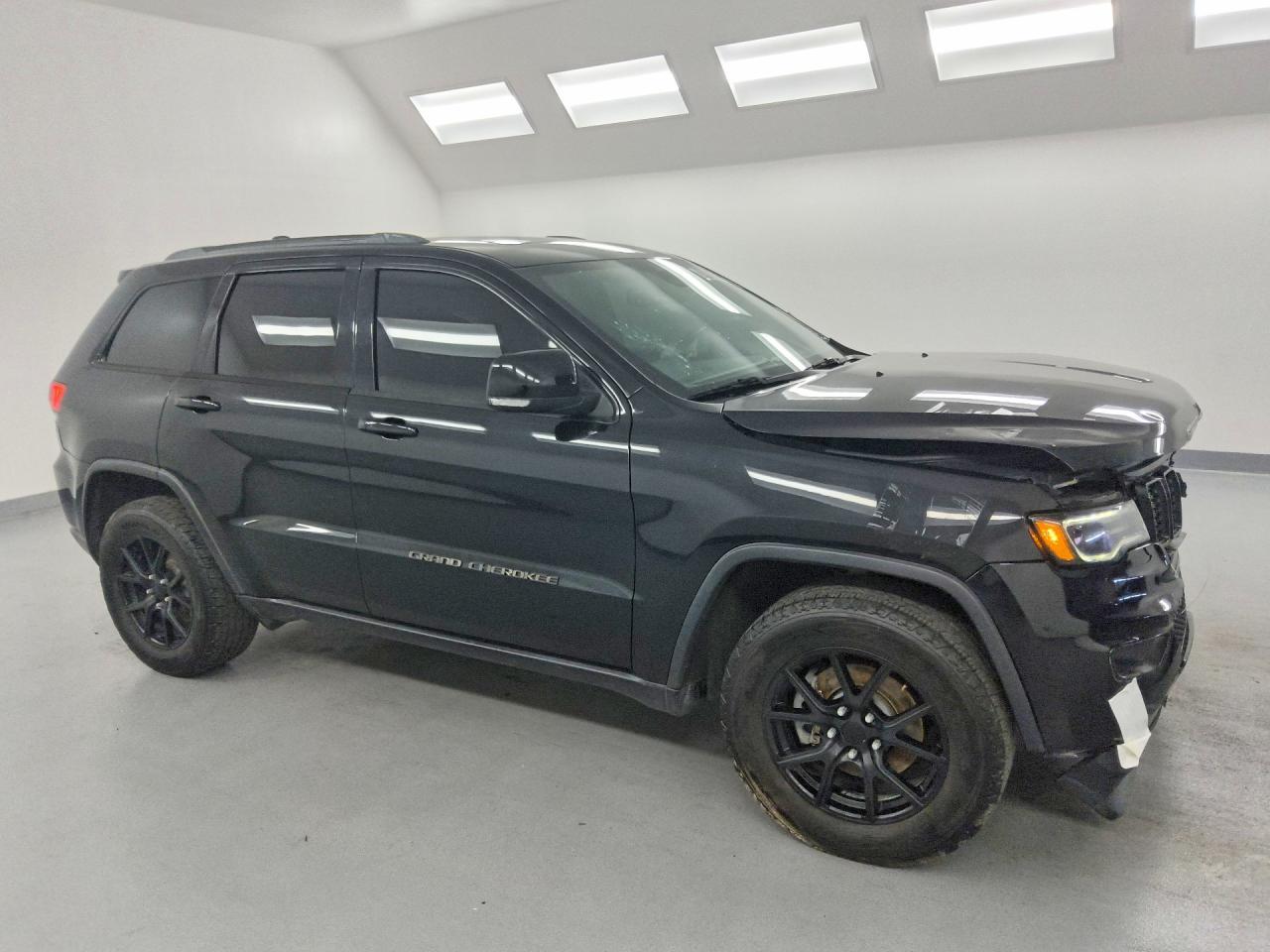 2017 Jeep Grand Cherokee Limited - Фото 4