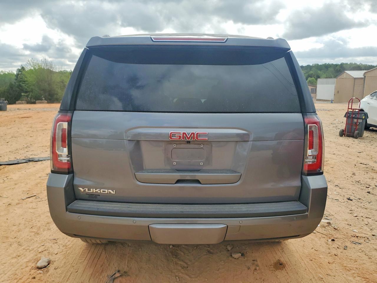 2018 GMC Yukon Slt - Image 6