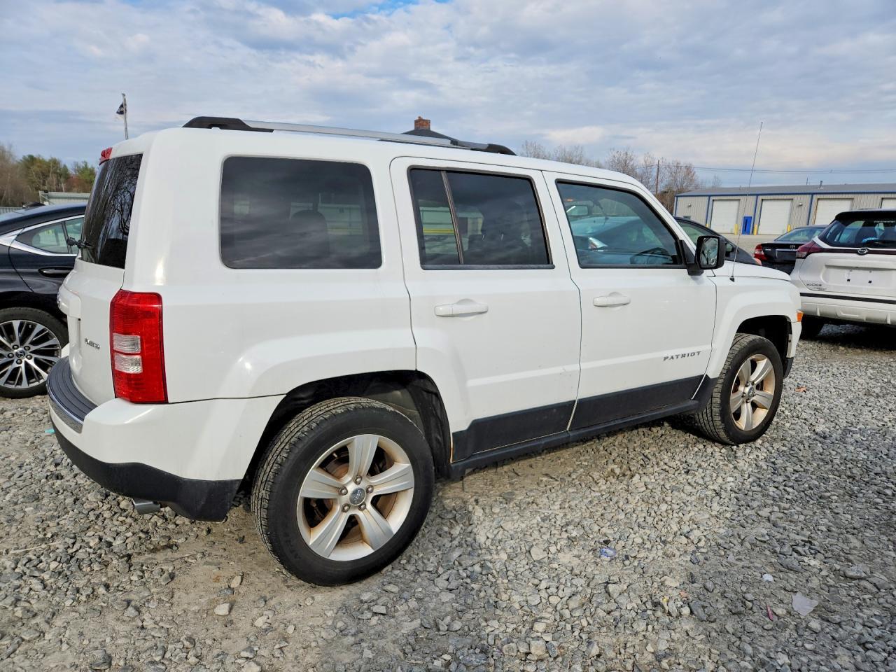 2014 Jeep Patriot - Фото 3