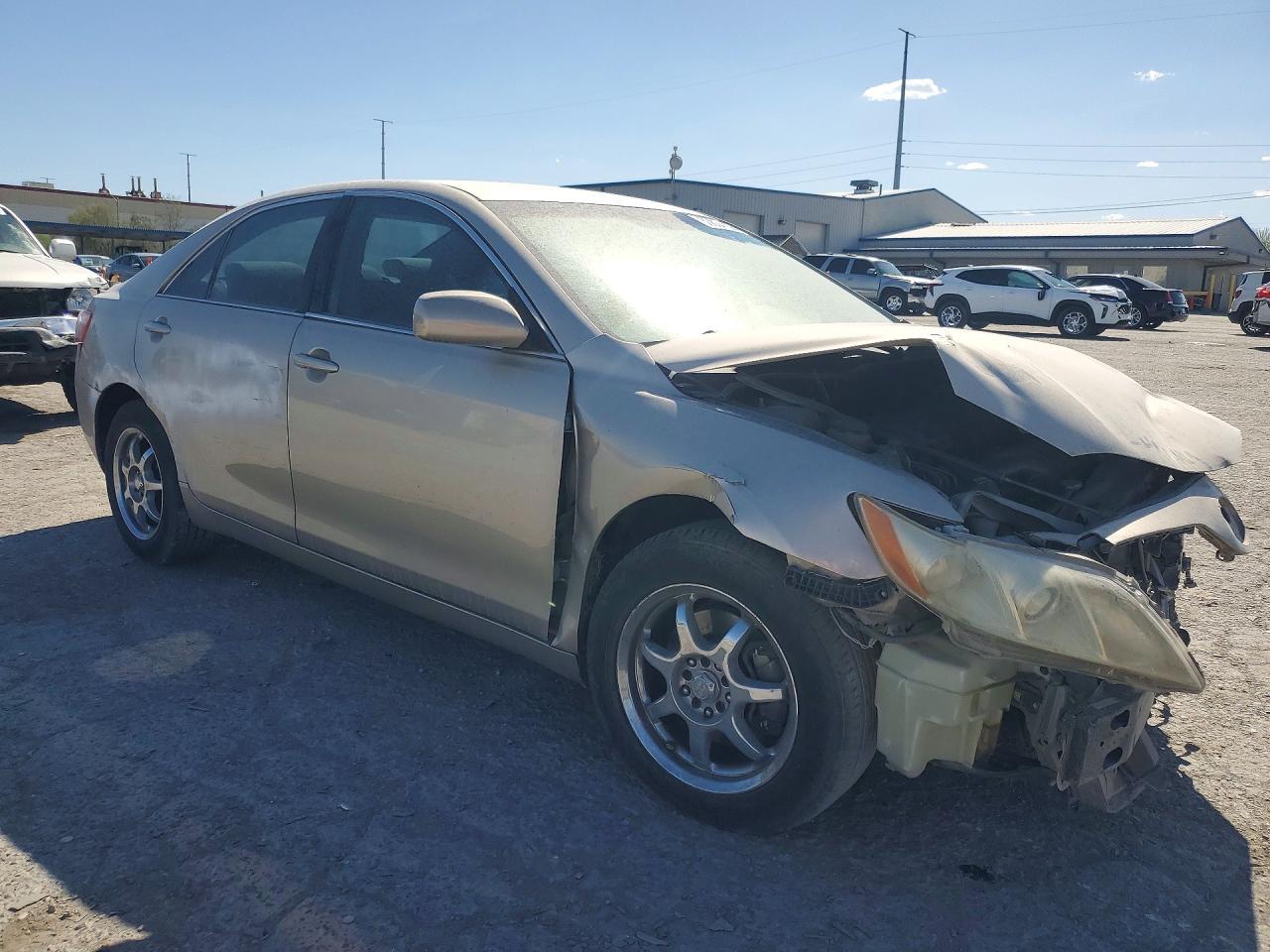 2007 Toyota Camry Le - Image 4