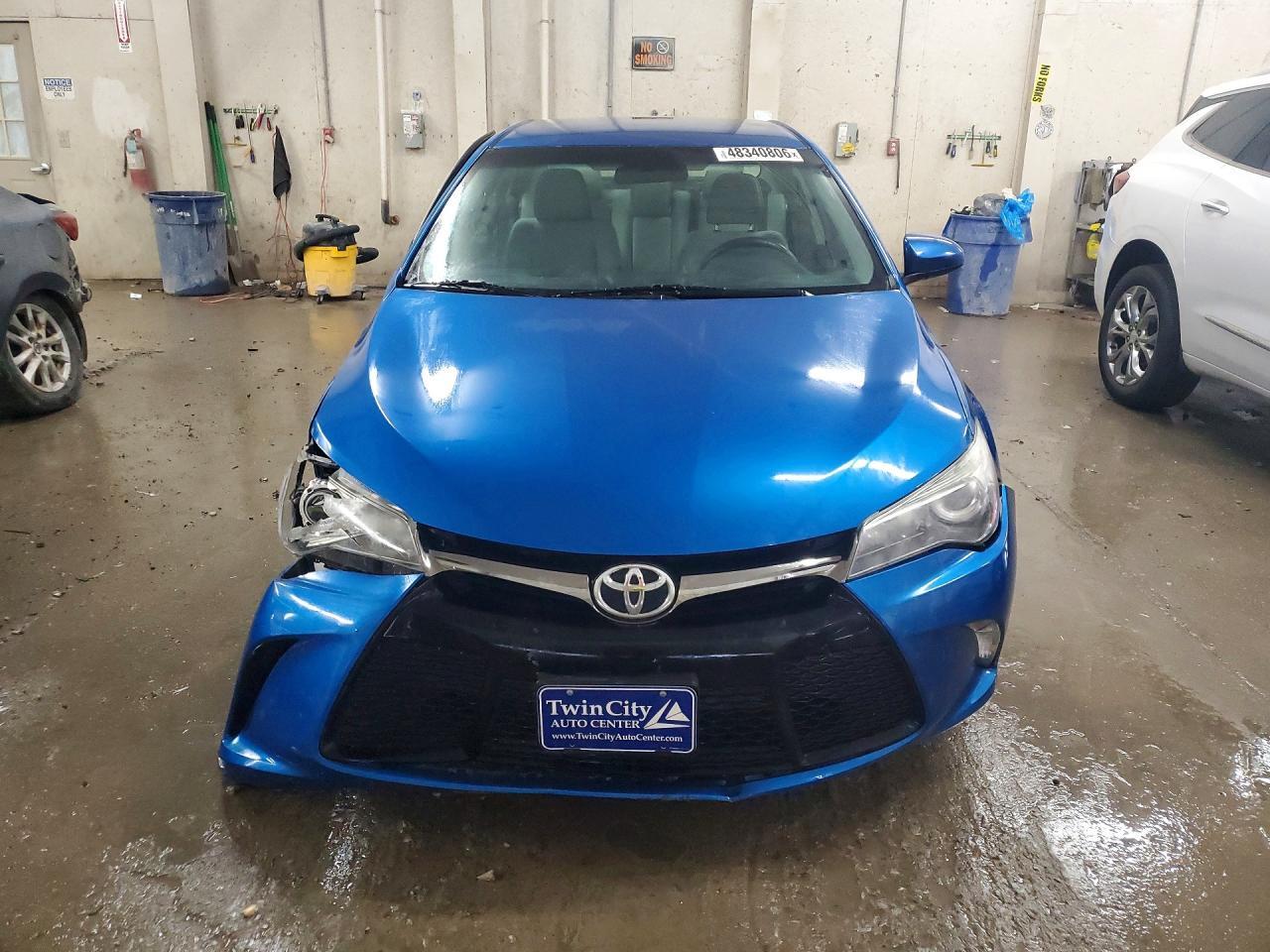 2017 Toyota Camry Se - Image 5