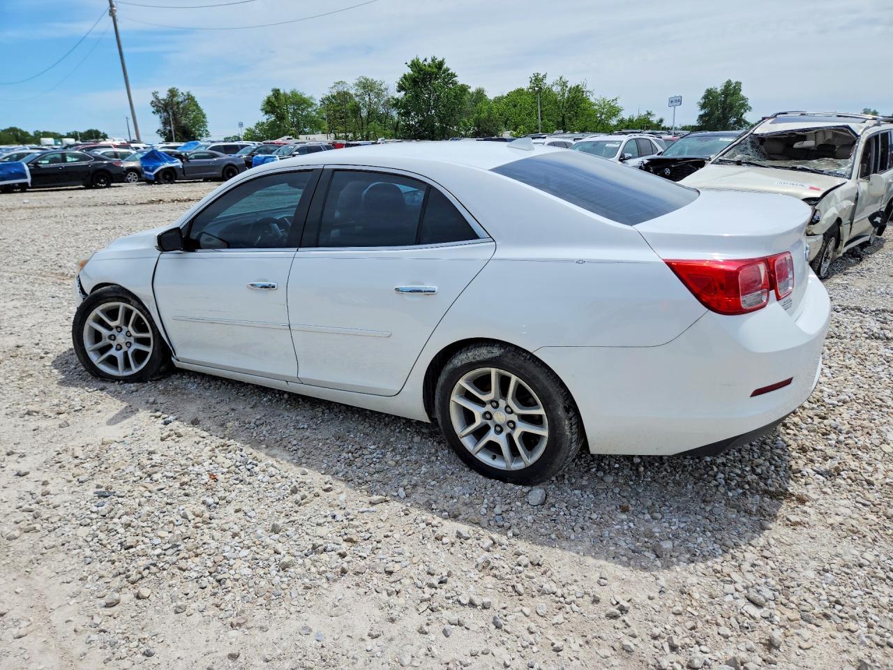 2013 Chevrolet Malibu 1Lt - Фото 2