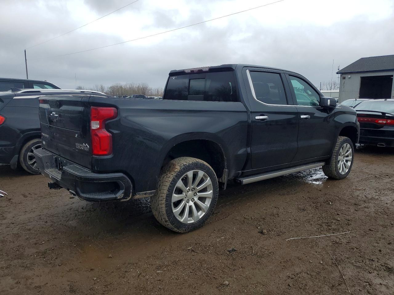 2021 Chevrolet Silverado K1500 High Country - Image 3
