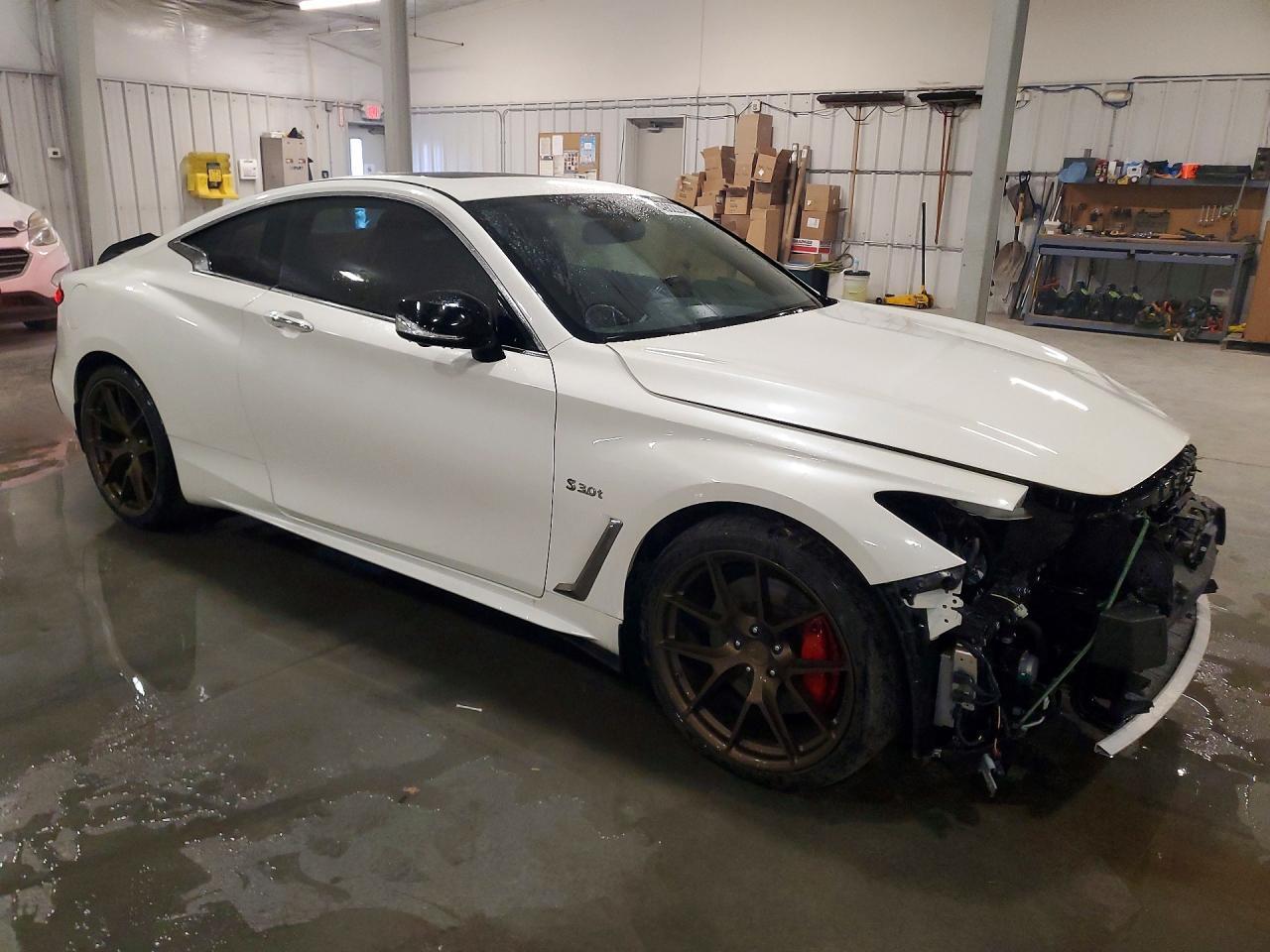 2019 Infiniti Q60 Red Sport 400 - Image 4