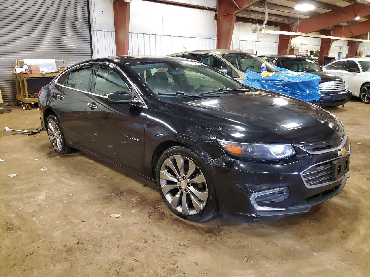 2017 Chevrolet Malibu Premier - Фото 4