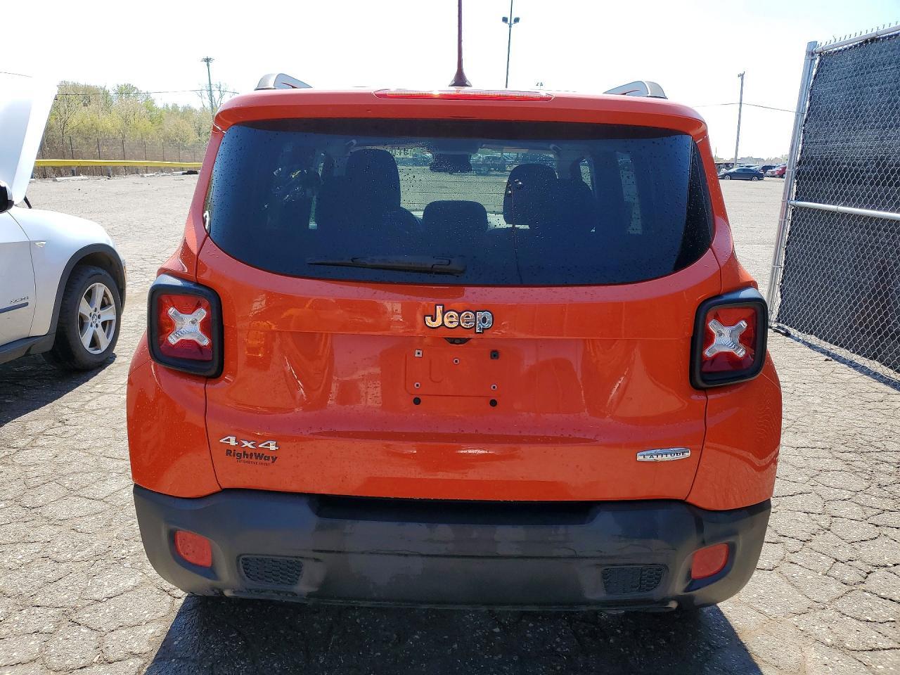 2016 Jeep Renegade Latitude - Фото 6