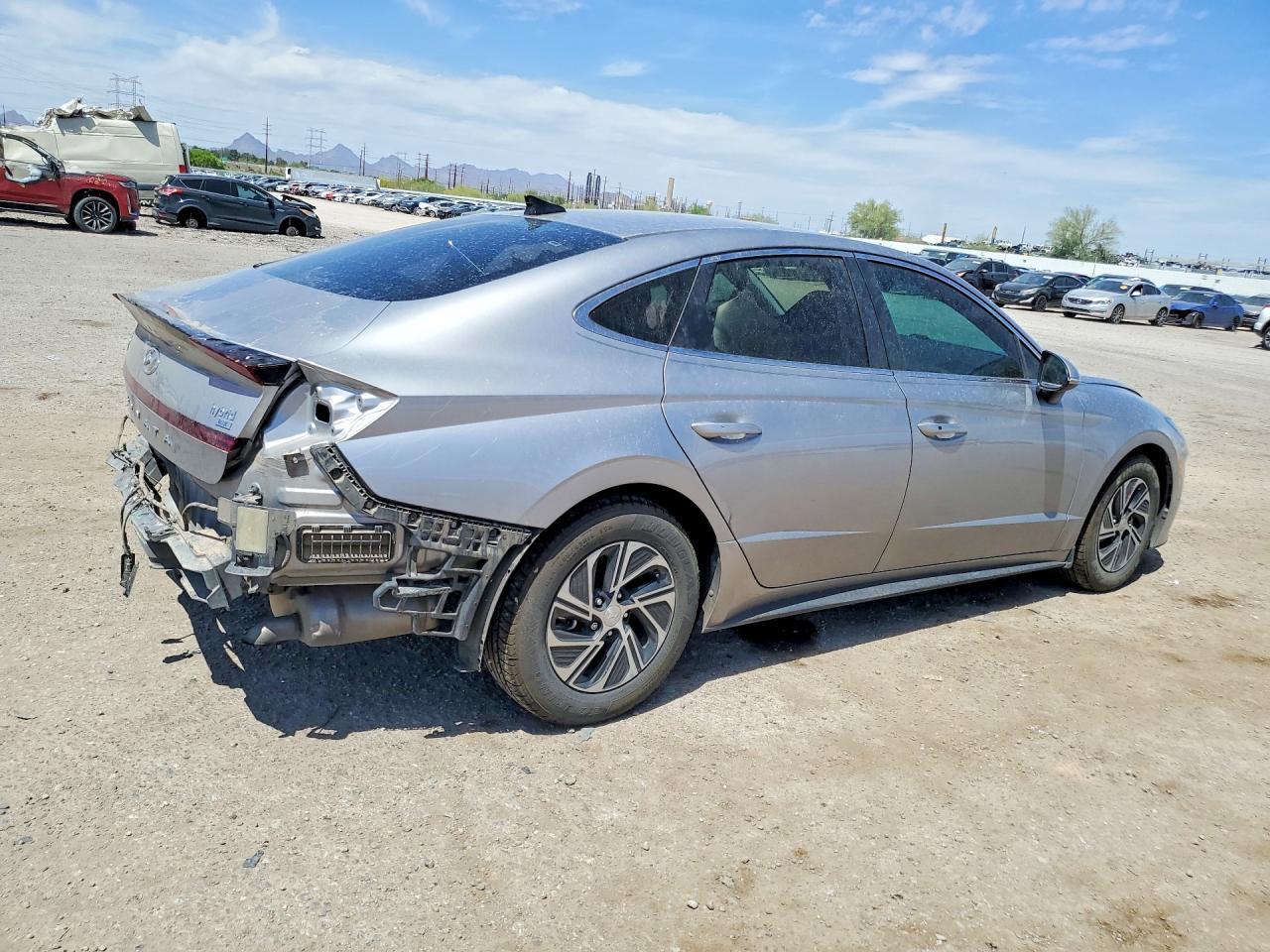 2021 Hyundai Sonata Hybrid Blue - Image 3
