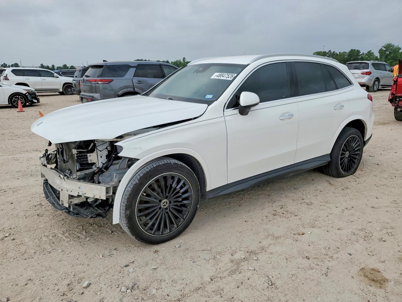 2025 Mercedes-Benz Glc 300