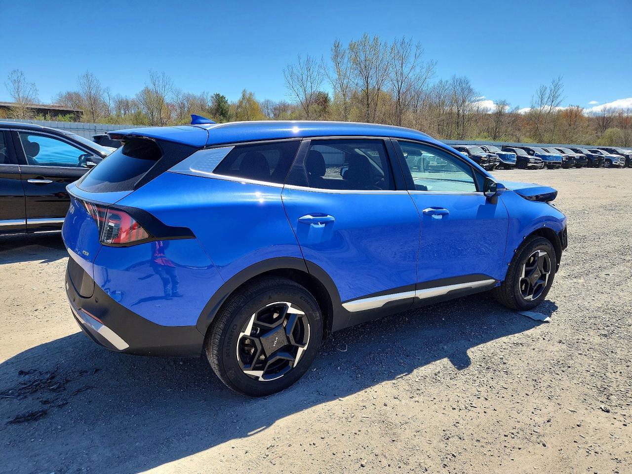 2026 Kia Sportage Ex - Image 3