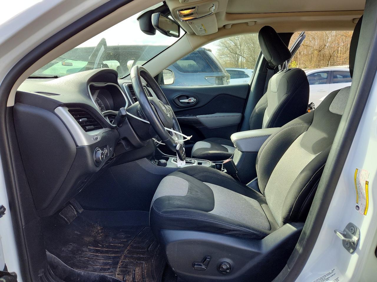2014 Jeep Cherokee Latitude - Фото 7