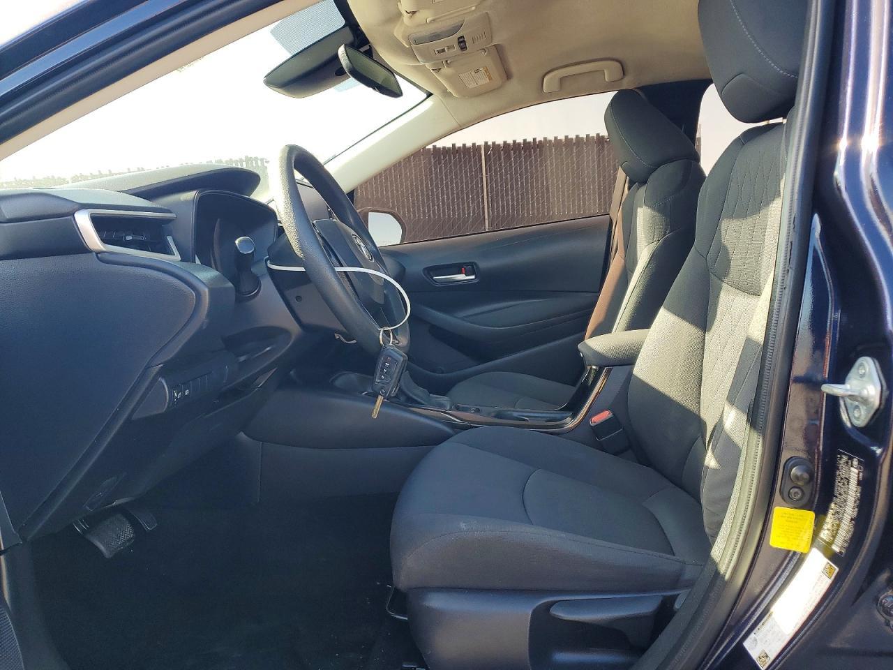 2020 Toyota Corolla Le - Фото 7