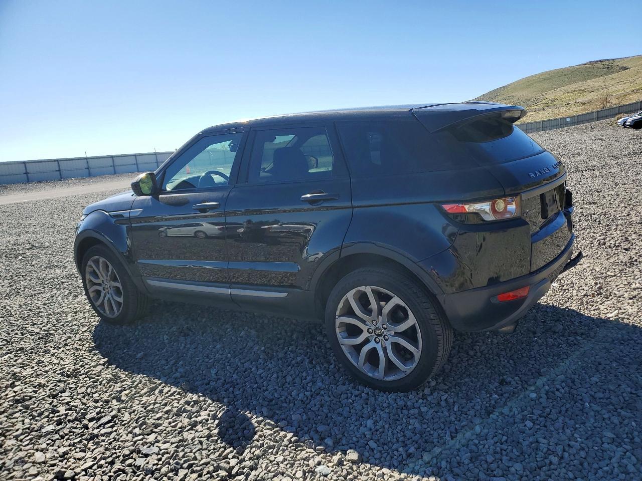 2015 Land Rover Range Rover Evoque Pure Premium - Фото 2