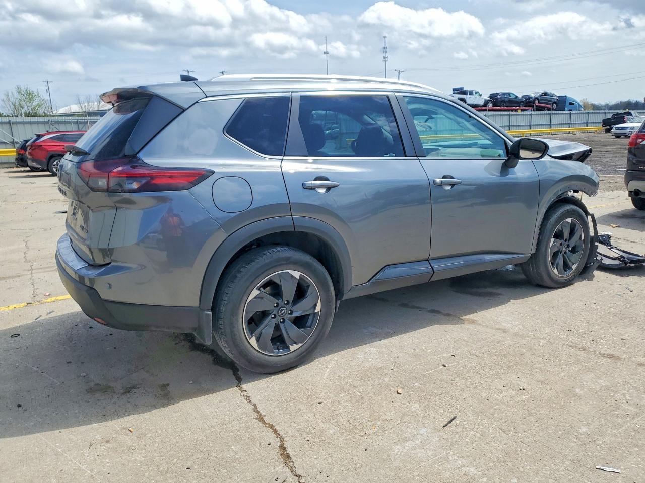 2024 Nissan Rogue Sv - Фото 3