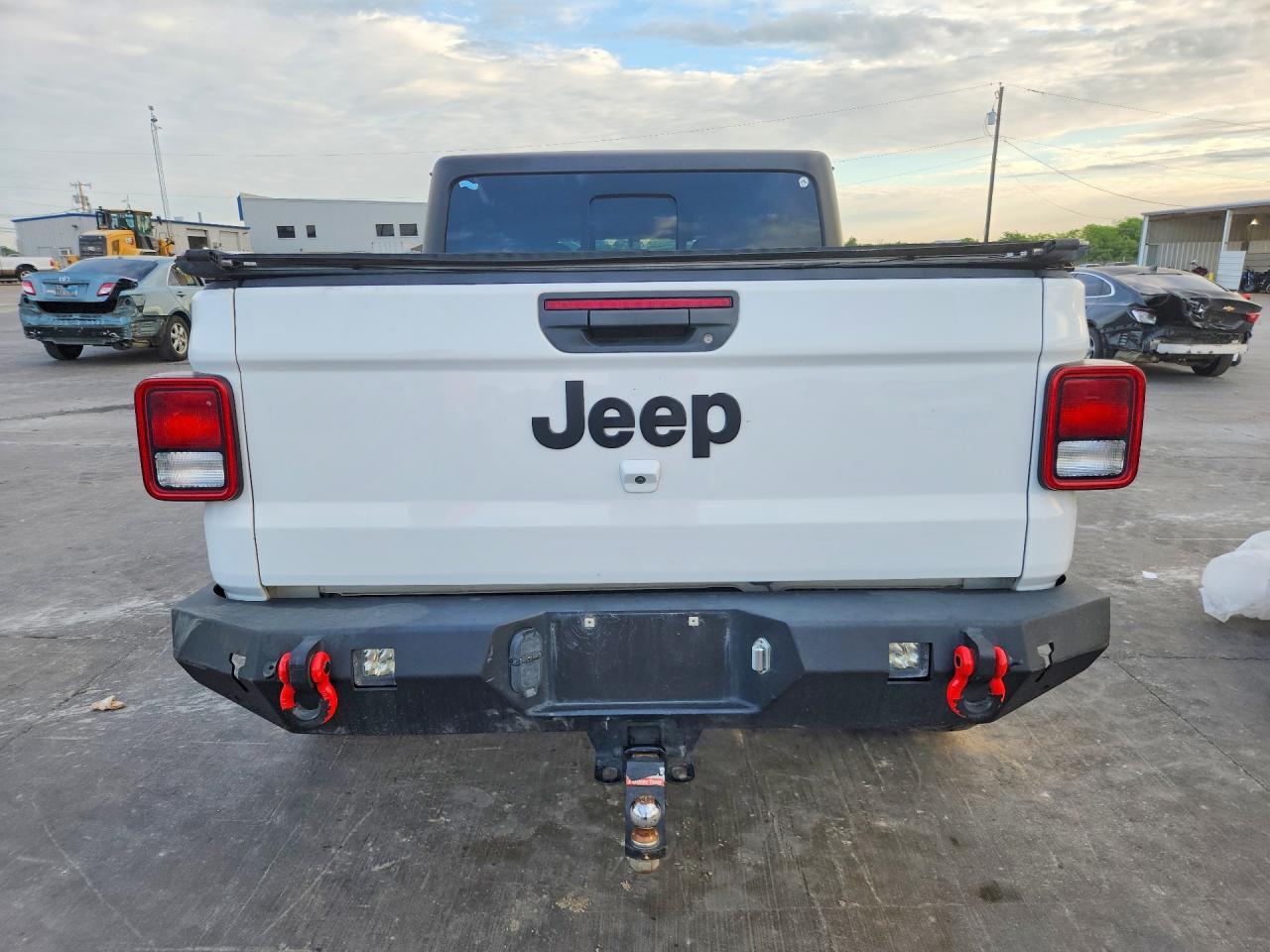 2020 Jeep Gladiator Sport - Image 6