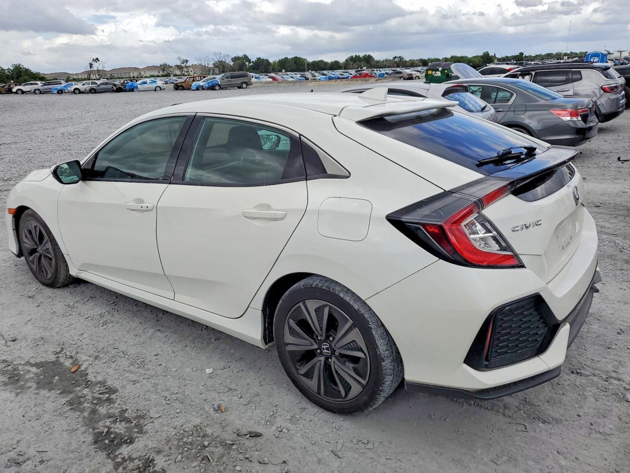 2017 Honda Civic Ex - Фото 2