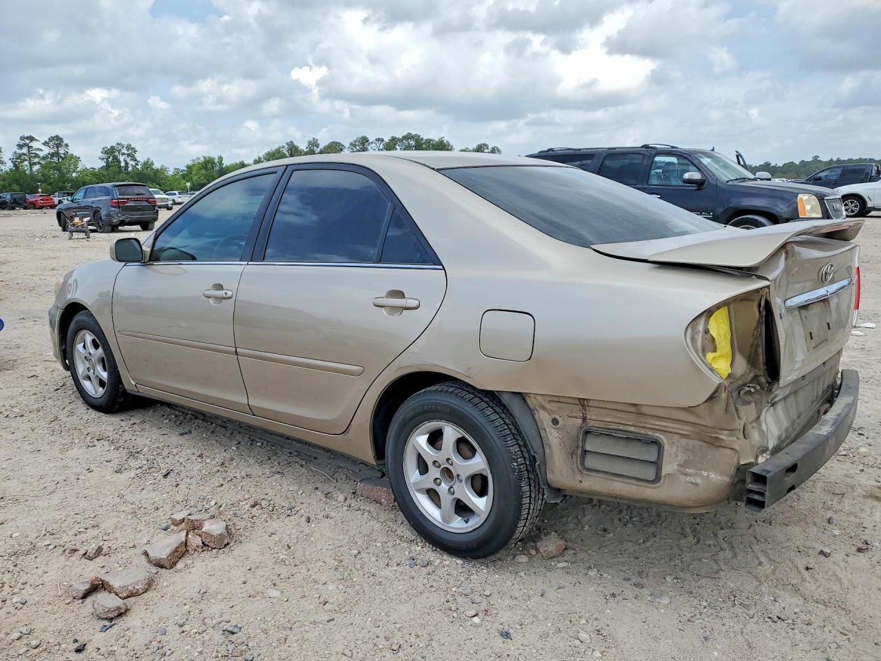 2005 Toyota Camry Le - Фото 2