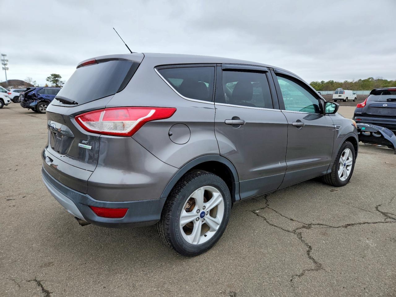 2014 Ford Escape Se - Фото 3
