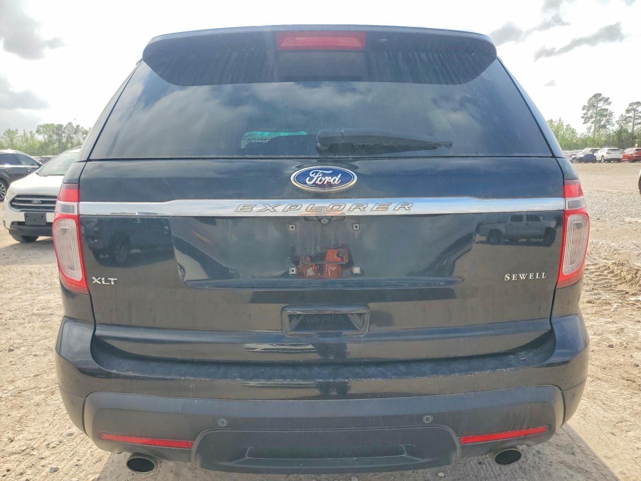 2015 Ford Explorer Xlt - Фото 6
