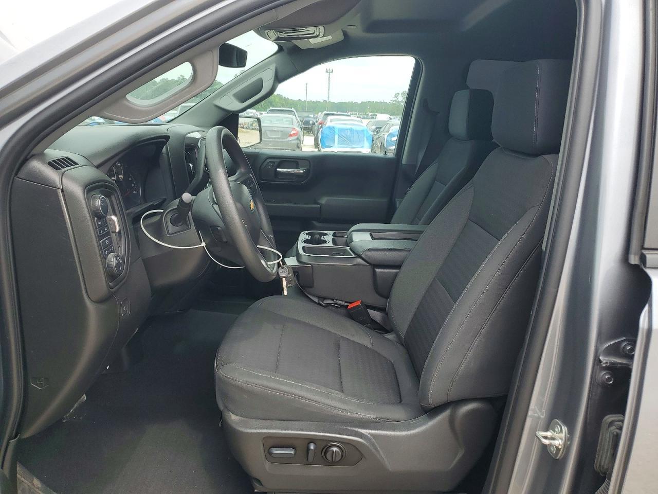 2022 Chevrolet Silverado Ltd K1500 Custom - Фото 7