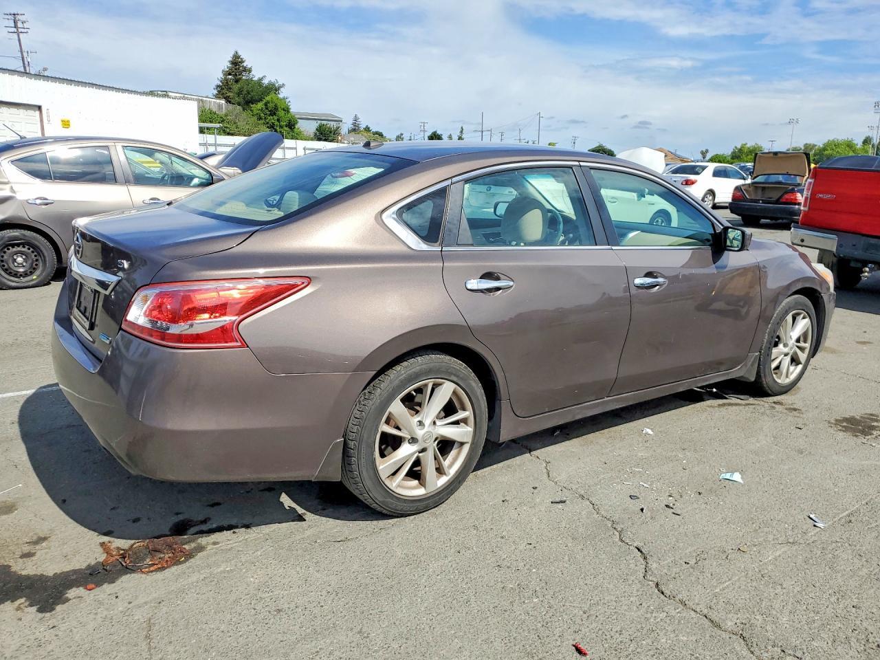 2013 Nissan Altima 2.5 - Фото 3
