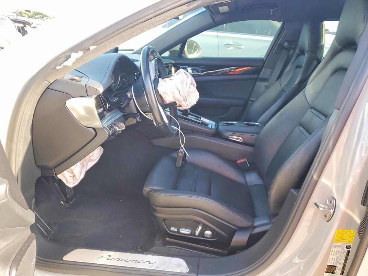 2018 Porsche Panamera 4 - Фото 7