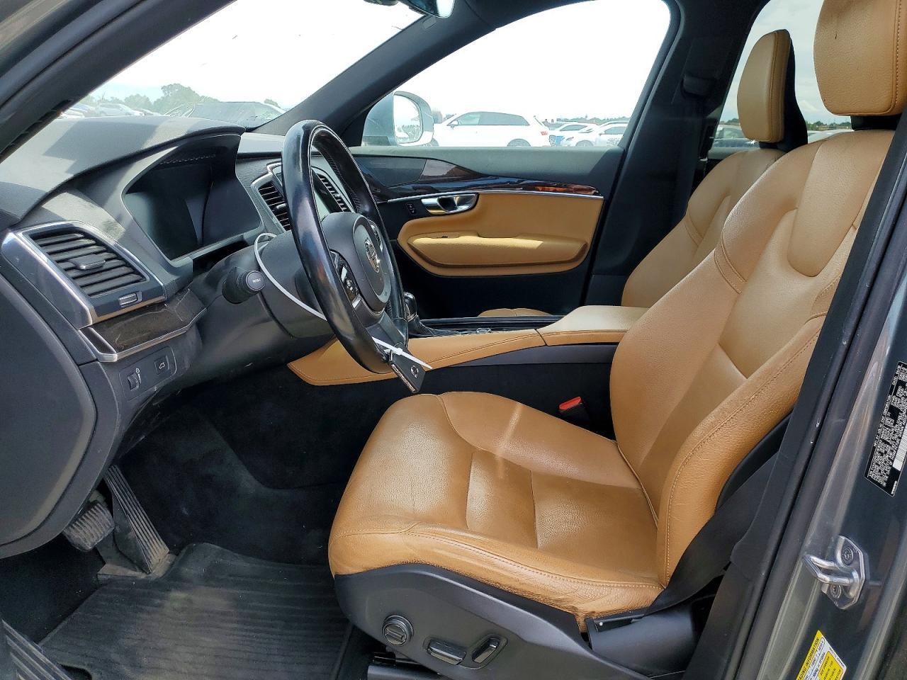 2019 Volvo Xc90 T6 Momentum - Image 7