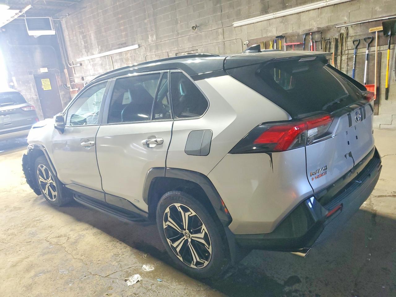 2021 Toyota Rav4 Prime Xse - Image 2