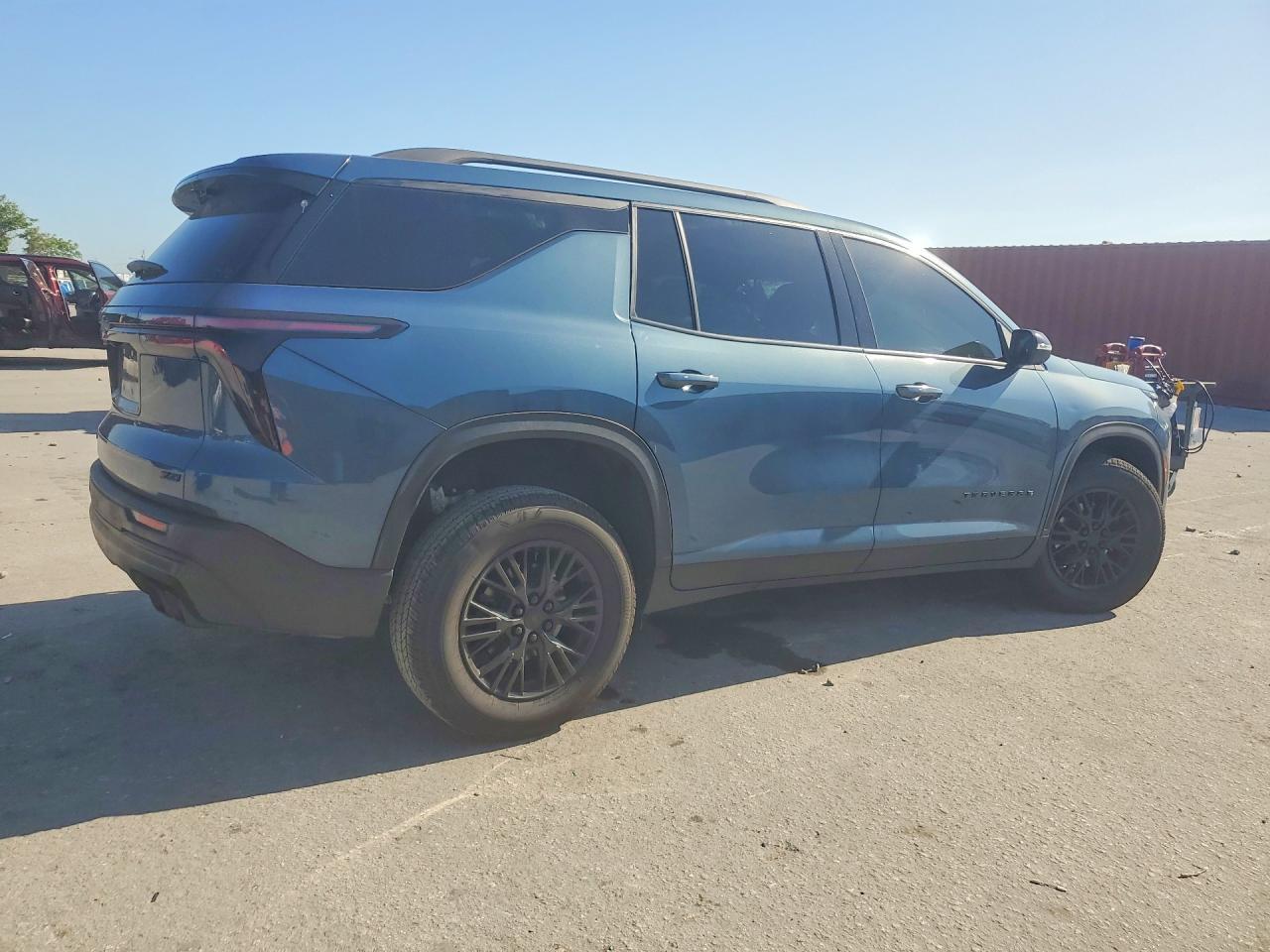 2026 Chevrolet Traverse Lt - Фото 3